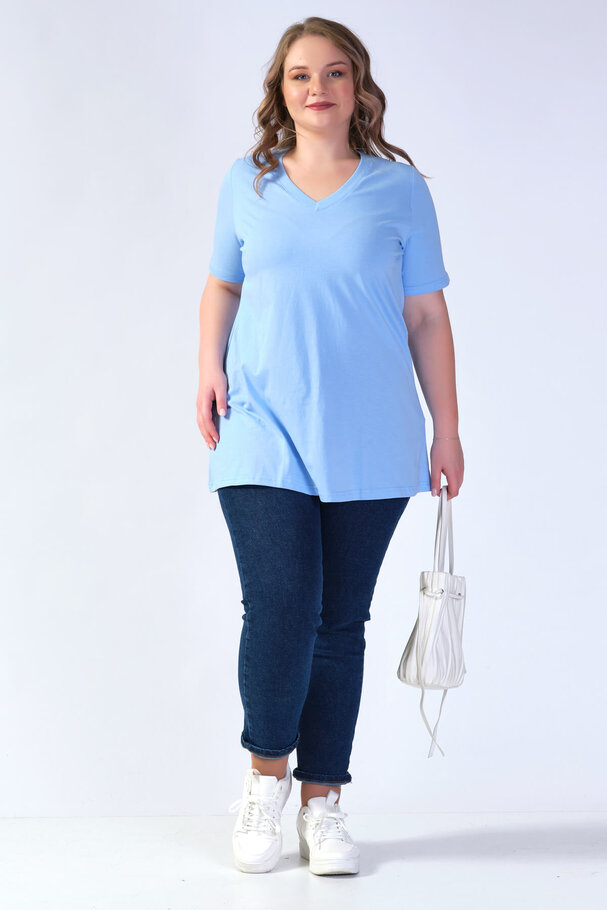 V-NECK BASIC T-SHIRT