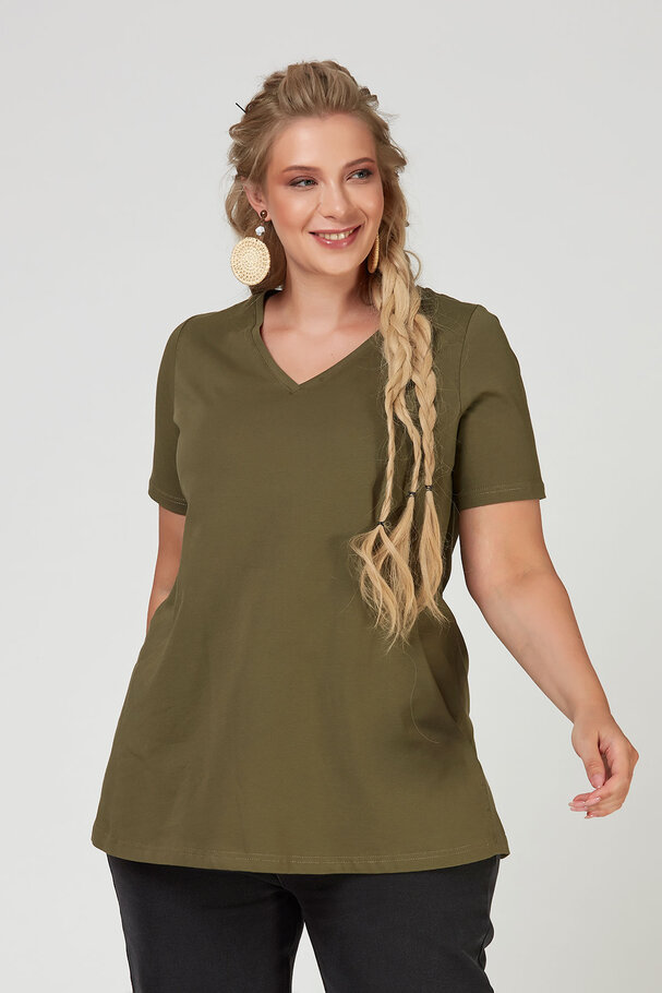 V-NECK BASIC T-SHIRT