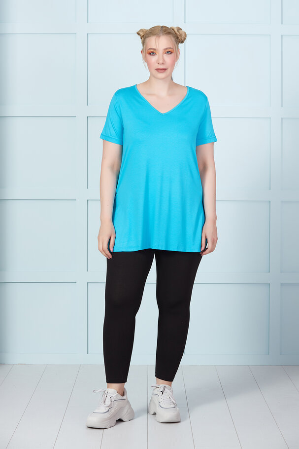 V-NECK BASIC T-SHIRT WITH VENTS