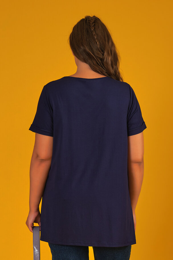 V-NECK BASIC T-SHIRT WITH VENTS