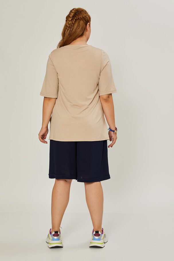 V-NECK CASTING VISCOSE LYCRA T-SHIRT