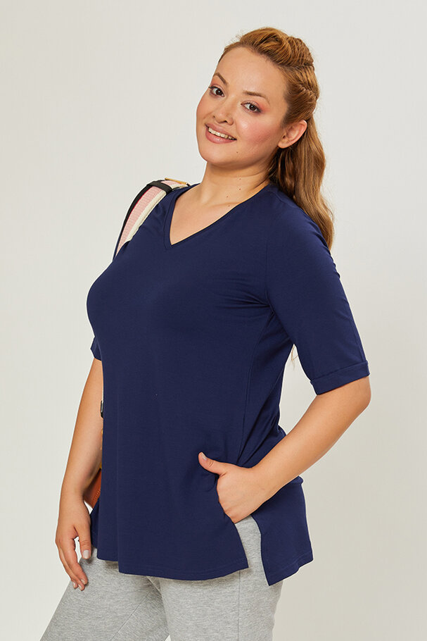 V-NECK CASTING VISCOSE LYCRA T-SHIRT