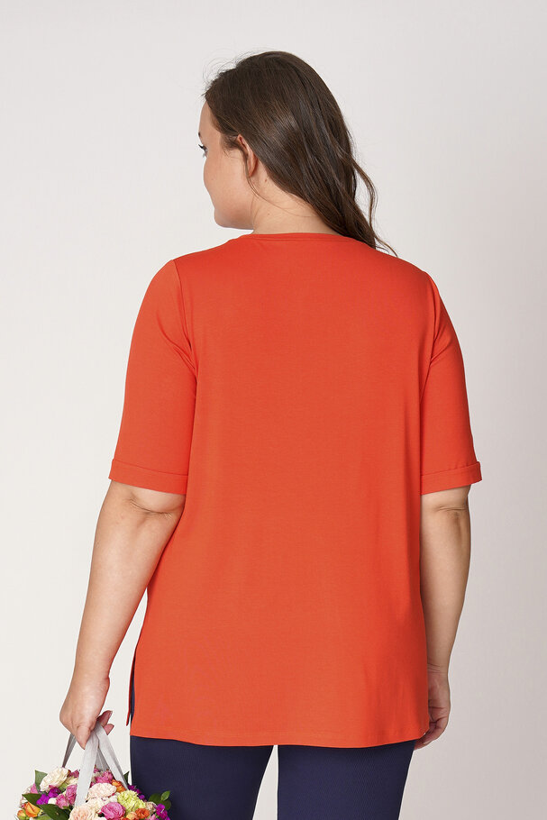 V-NECK CASTING VISCOSE LYCRA T-SHIRT