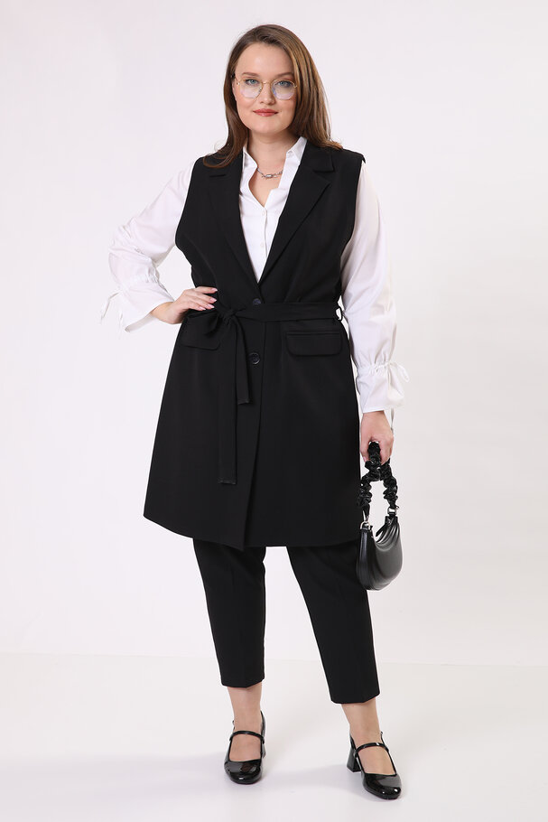 WAISTCOAT WITH BELT