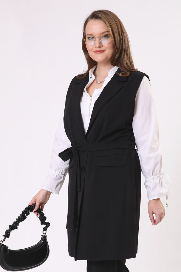 WAISTCOAT WITH BELT
