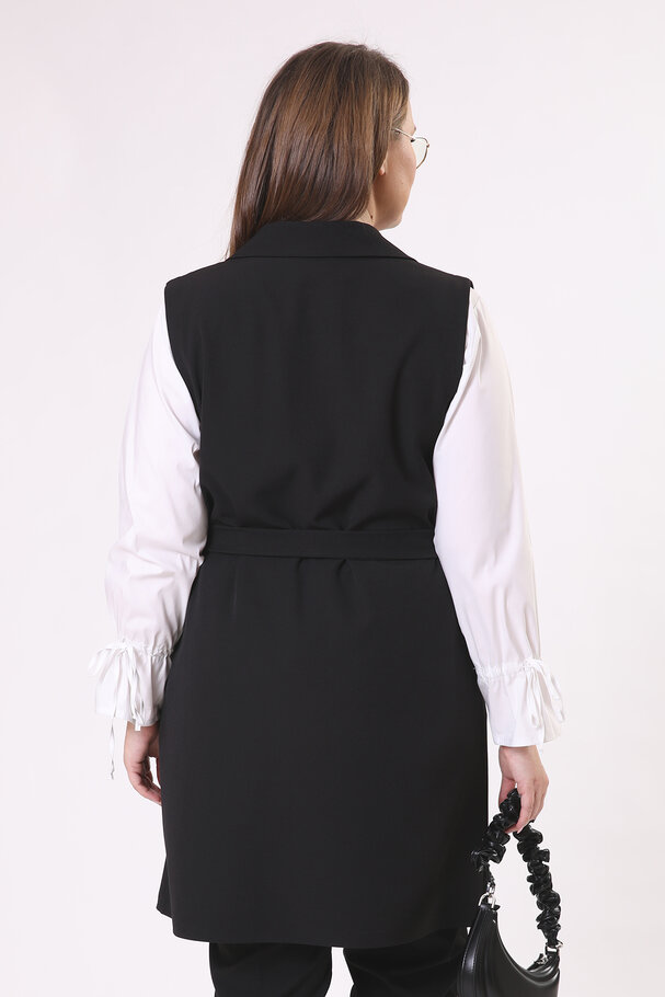 WAISTCOAT WITH BELT