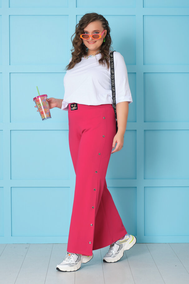 WIDE-LEG JOGGER WITH SNAP-BUTTON DETAIL