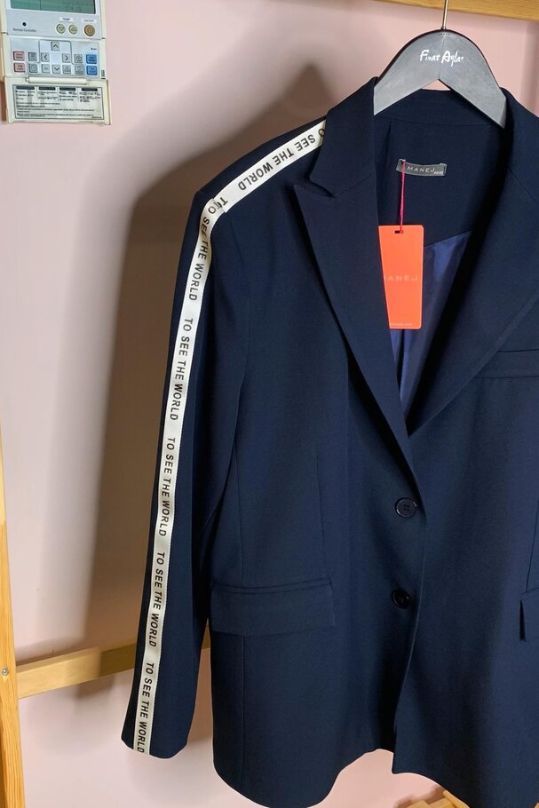YANI ŞERİT DETAYLI BLAZER CEKET