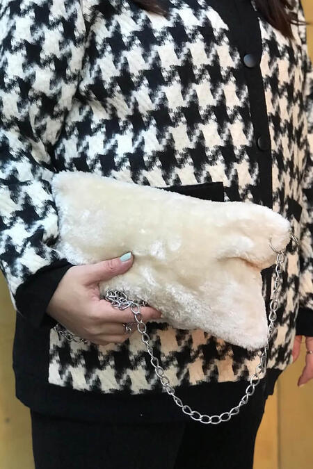  - ZİNCİRLİ ÇAPRAZ ÇANTA (1)