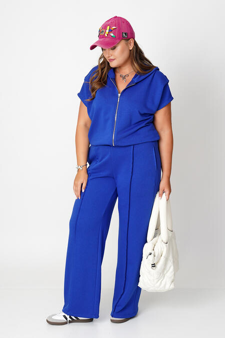  - ZIPPED SWEATSHIRT AND TROUSERS CO-ORD SET (1)